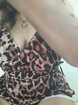 TattyHarrisquirtt online show from 1, 6, 2026