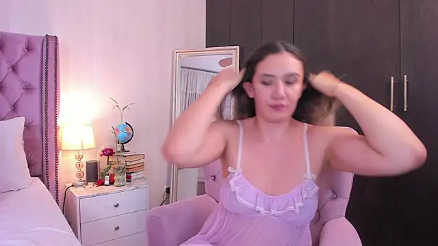 natashaleightt online show from 20, 3, 2025