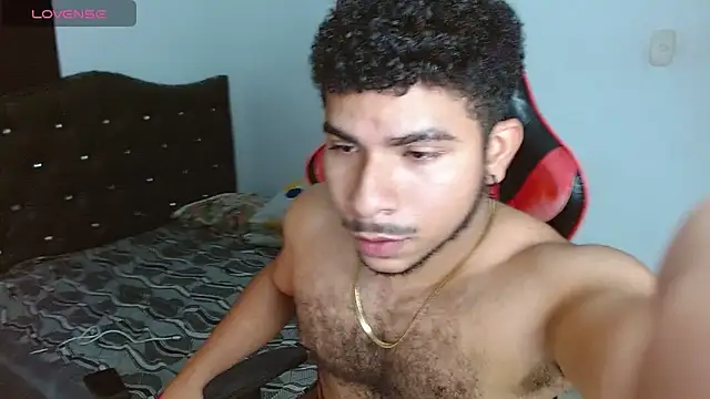 Javier Hot27 online show from 17, 4, 2026