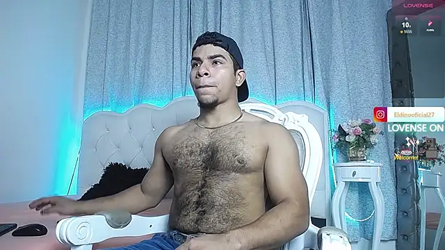 Snapshot of Javier_Hot27 chatting on 5, 3, 2025 Javier Hot27 online show from 5, 3, 2025