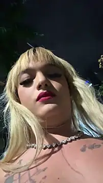 ScarletThompsonx online show from 14, 4, 2026