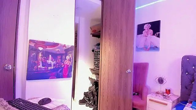 Snapshot of ScarletThompsonx chatting on 20, 9, 2025 ScarletThompsonx online show from 20, 9, 2025