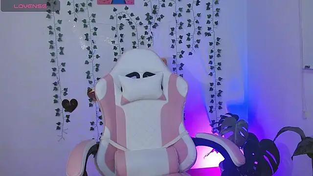 Snapshot of hellokitty__valery chatting on 14, 7, 2026 hellokitty valery online show from 14, 7, 2026