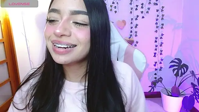 Snapshot of hellokitty__valery chatting on 19, 6, 2026 hellokitty valery online show from 19, 6, 2026