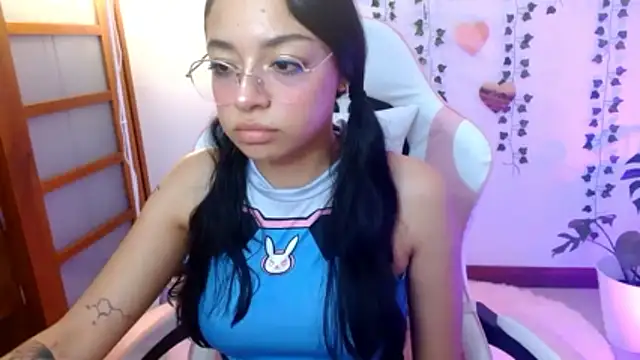 Snapshot of hellokitty__valery chatting on 12, 6, 2026 hellokitty valery online show from 12, 6, 2026