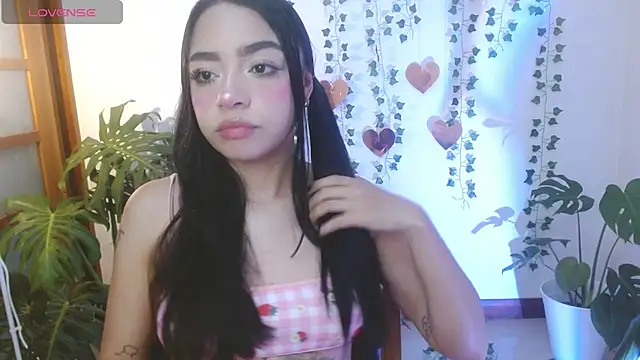 Snapshot of hellokitty__valery chatting on 28, 4, 2026 hellokitty valery online show from 28, 4, 2026