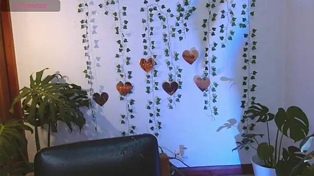 Snapshot of hellokitty__valery chatting on 30, 4, 2026 hellokitty valery online show from 30, 4, 2026