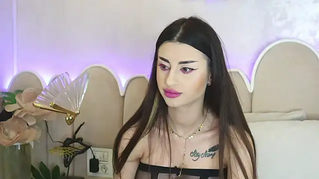 Snapshot of Alice_Voss chatting on 15, 11, 2025 Alice Voss online show from 15, 11, 2025