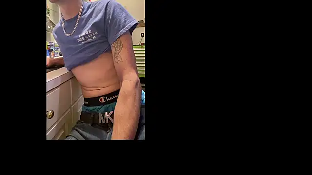 Polaroid White online show from 11, 11, 2025