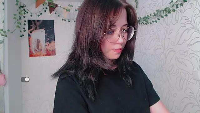  miraclecattt  online show from 18, 9, 2025