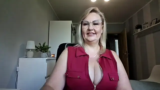 DianaLive online show from 9, 7, 2026