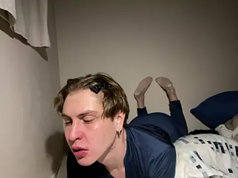 Snapshot of femboybandi chatting on 14, 2, 2026 femboybandi online show from 14, 2, 2026