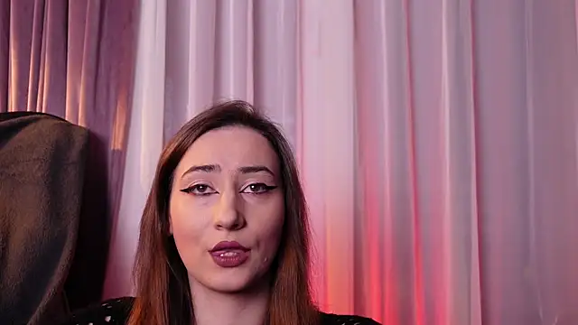 IsoldeBlis online show from 17, 10, 2025