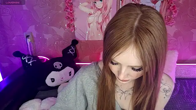 Adele kawaii online show from 8, 10, 2025