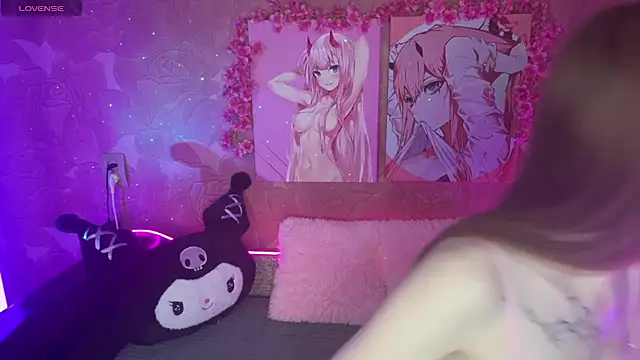 Adele kawaii online show from 25, 10, 2025