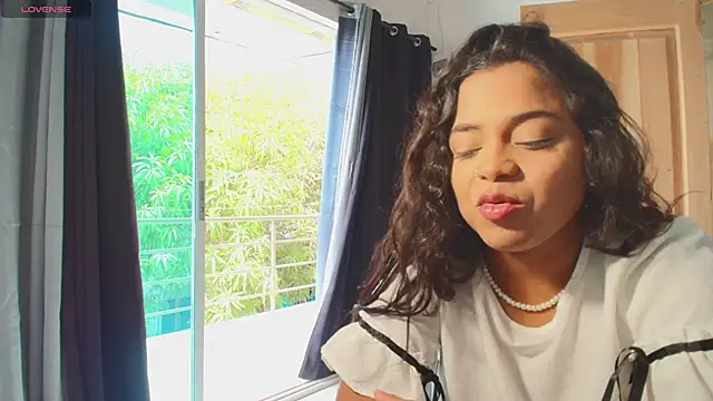 Snapshot of tatiana_10 chatting on 25, 2, 2025 tatiana 10 online show from 25, 2, 2025