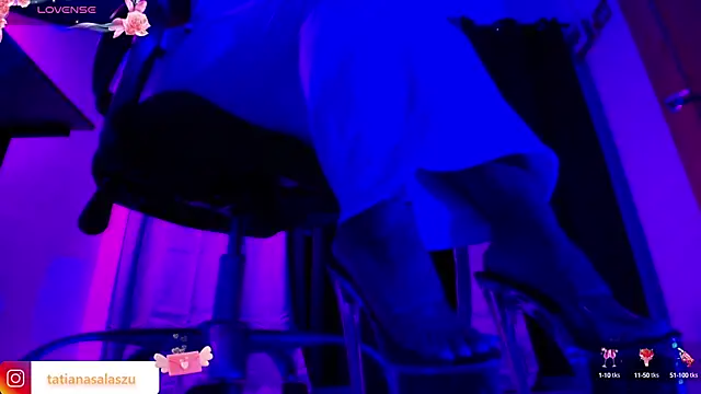 Snapshot of tatiana_10 chatting on 3, 3, 2025 tatiana 10 online show from 3, 3, 2025