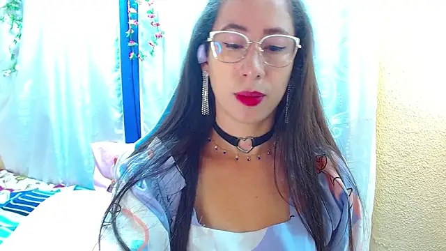 Gia leinn online show from 5, 11, 2025