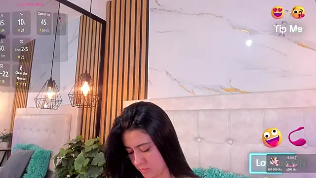 Snapshot of Madyson18 chatting on 24, 6, 2026 Madyson18 online show from 24, 6, 2026