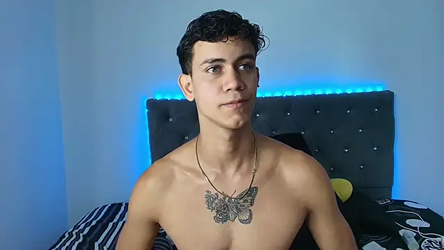 Maximiliano  Fire online show from 18, 9, 2025