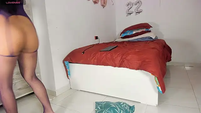 flor herrera01 online show from 8, 1, 2026