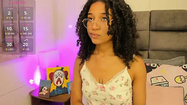 Layla Clarke online show from 7, 10, 2025