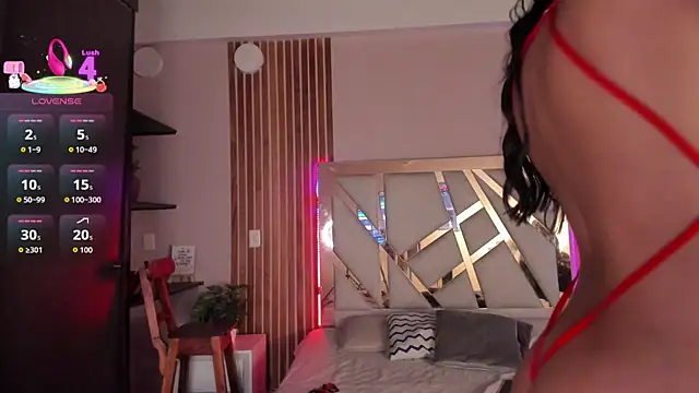 sweetviolet   online show from 5, 11, 2025