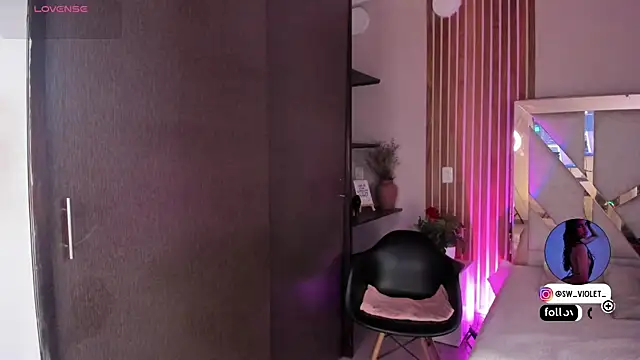 Snapshot of sweetviolet__ chatting on 13, 4, 2026 sweetviolet online show from 13, 4, 2026