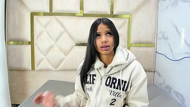 Kendall 6669 online show from 4, 10, 2025