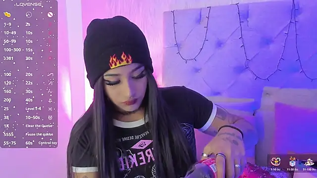 goth tasha online show from 14, 11, 2025