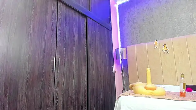 ava-am online show from 12, 11, 2025