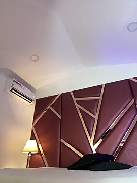 DanielaMedinaa online show from 8, 10, 2025