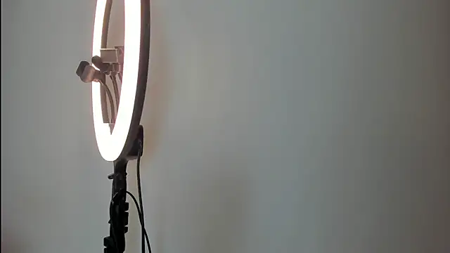 CHANELL 11INCHES online show from 18, 3, 2025