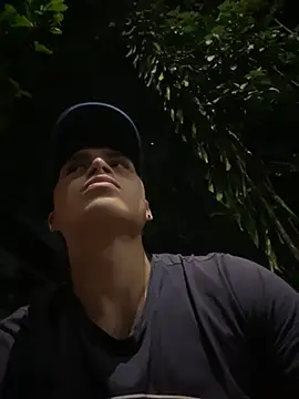 MaxxxSteil online show from 4, 3, 2025