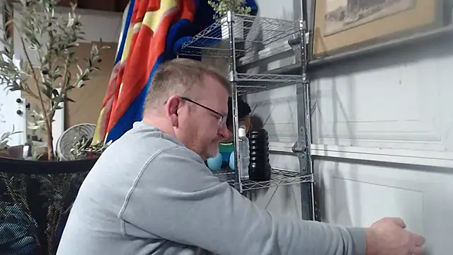 Randomoldguy615 online show from 1, 3, 2025