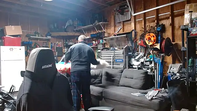 Randomoldguy615 online show from 22, 2, 2026