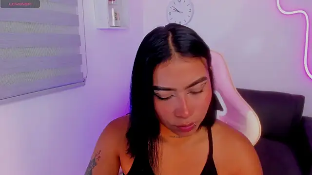 Ivyy Moon  online show from 9, 9, 2025