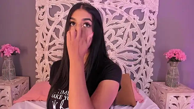 AnnieGibbyns online show from 24, 11, 2025