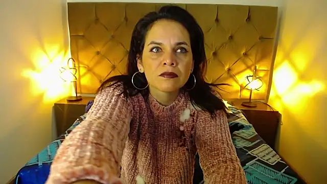 laura hotties online show from 20, 3, 2025