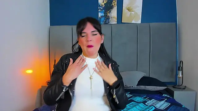 laura hotties online show from 7, 11, 2025