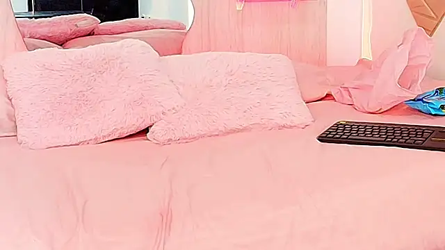 ZaraRousse online show from 19, 12, 2025