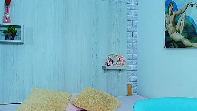 ZaraRousse online show from 14, 9, 2025