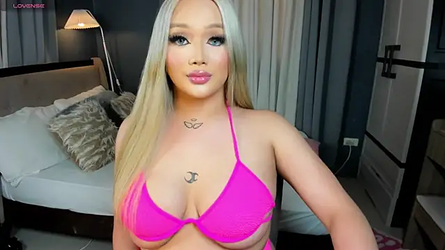 KylieSonique online show from 22, 3, 2025