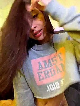 Dirty-Bunnyyy online show from 4, 10, 2025