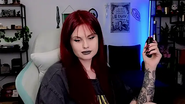 Della Ideal online show from 17, 6, 2026