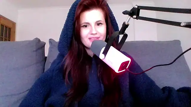 Della Ideal online show from 7, 3, 2025