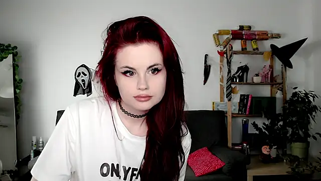 Della Ideal online show from 21, 10, 2025