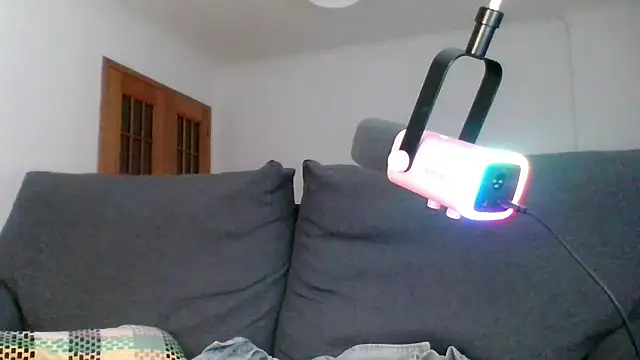 Della Ideal online show from 6, 3, 2025