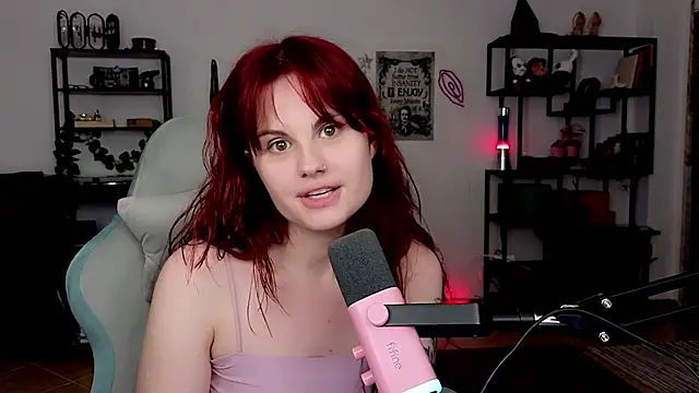 Snapshot of Della_Ideal chatting on 20, 4, 2026 Della Ideal online show from 20, 4, 2026