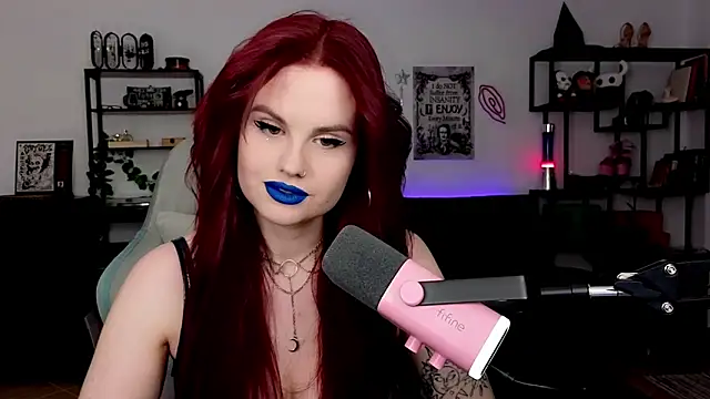 Della Ideal online show from 7, 4, 2026